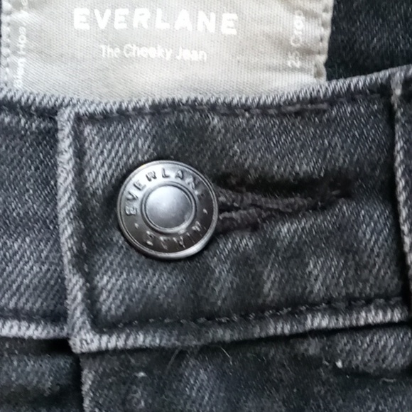 Everlane Black Cropped Cheeky Jeans - Picture 5 of 5